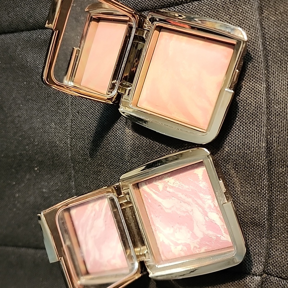 Hourglass blush bundle